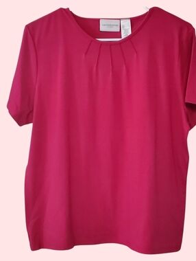 Liz Claiborne Hot Pink Short Sleeve Pleat-Neck Top Sz L